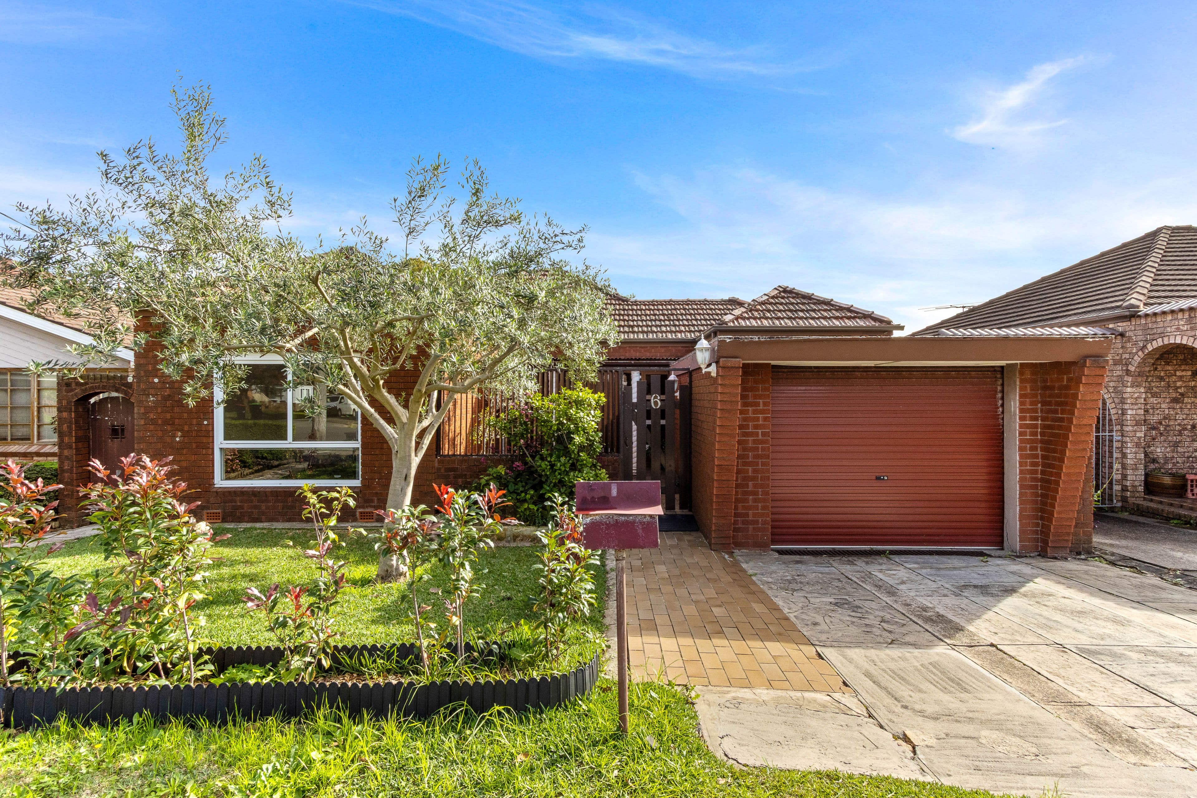 6 Barnards Avenue, Hurstville NSW 2220, Hurstville - Image 1