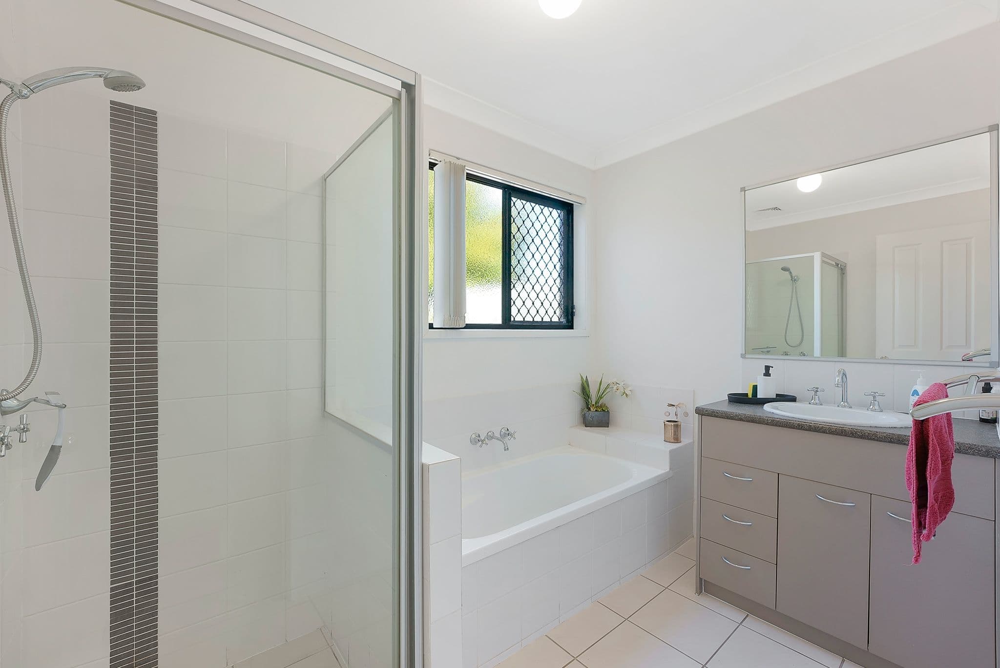 6 Waratah Court, Kallangur QLD 4503, Kallangur - Thumbnail 5