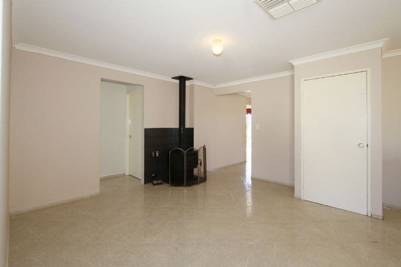16 Peran Street, BEECHBORO WA 6063, Beechboro - Thumbnail 5