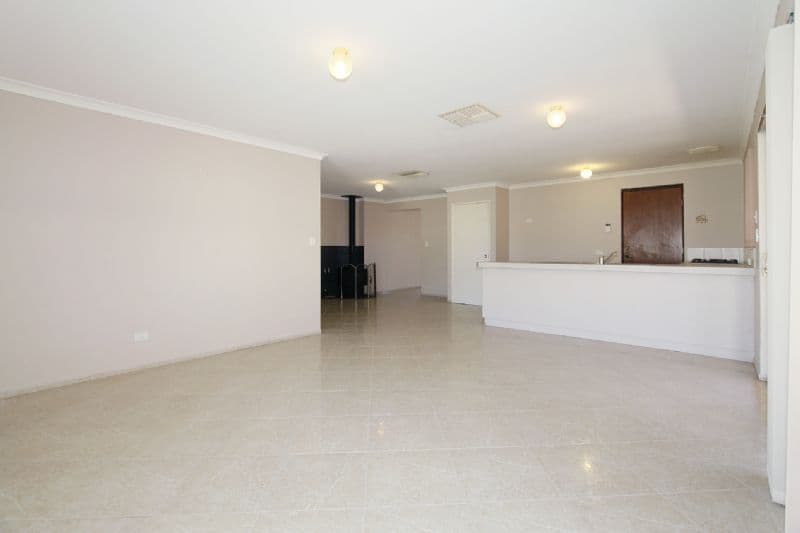 16 Peran Street, BEECHBORO WA 6063, Beechboro - Thumbnail 8