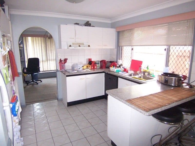 24 Metropole Street, ROBERTSON QLD 4109, Robertson - Thumbnail 2