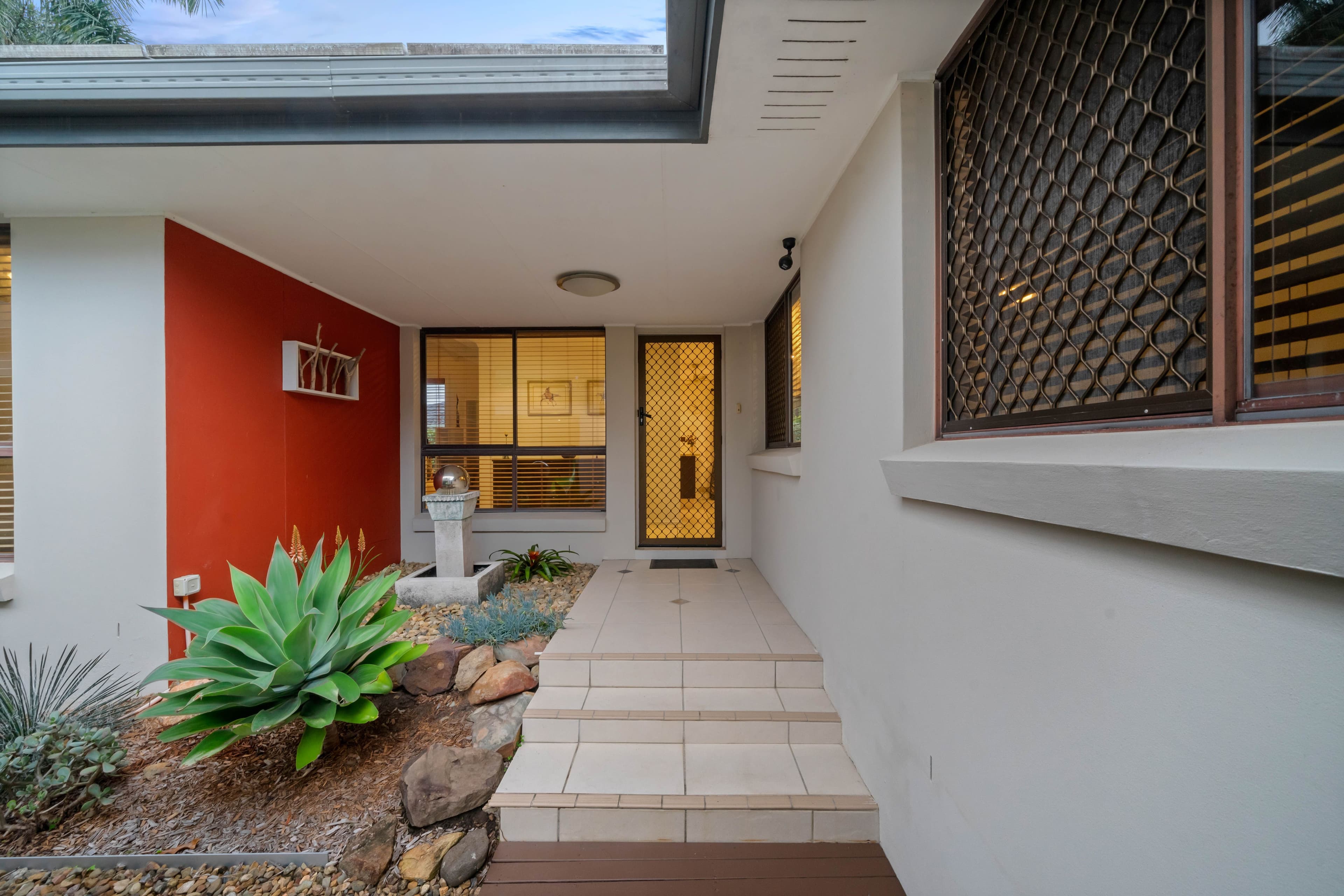 4 Gary Court, Carrara QLD 4211, Carrara - Thumbnail 7