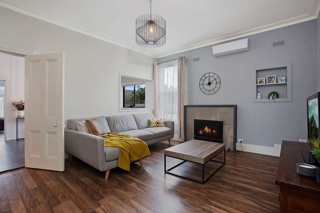 16 Wilson Street, Camperdown VIC 3260, Camperdown - Thumbnail 2