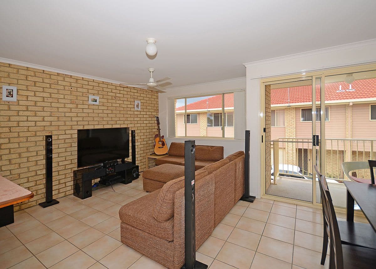 33 King Street, URANGAN QLD 4655, Urangan - Image 1