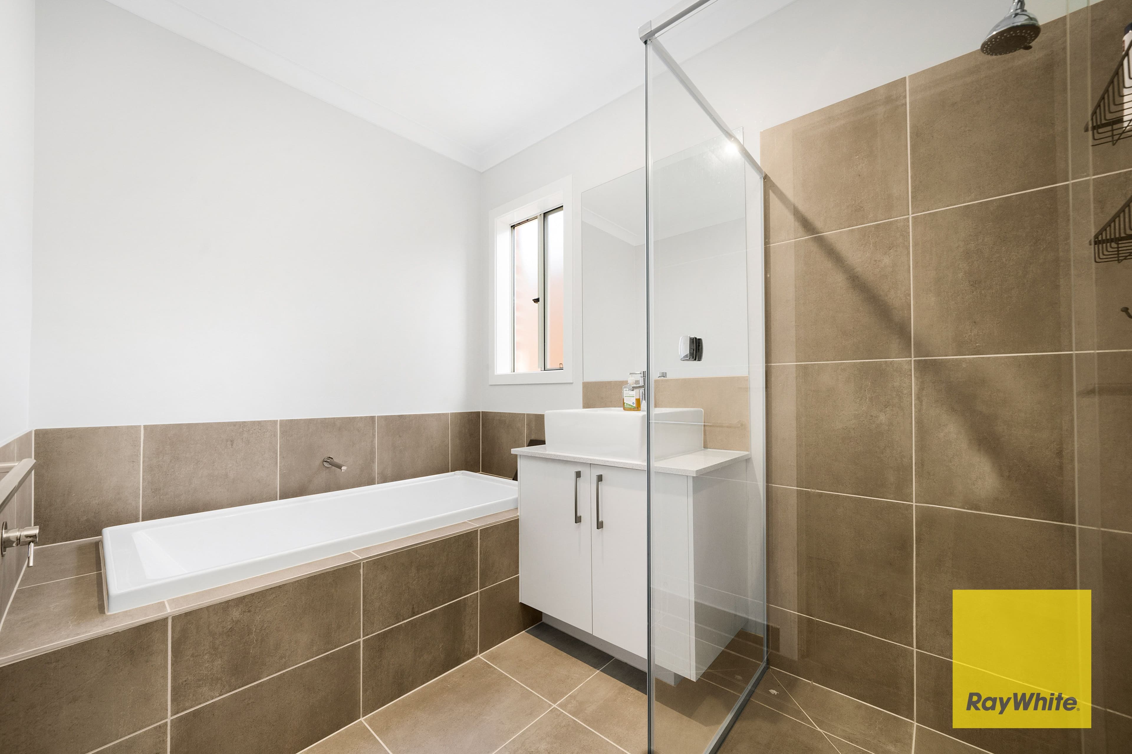 45 Westbury Avenue, Rockbank VIC 3335, Rockbank - Thumbnail 8