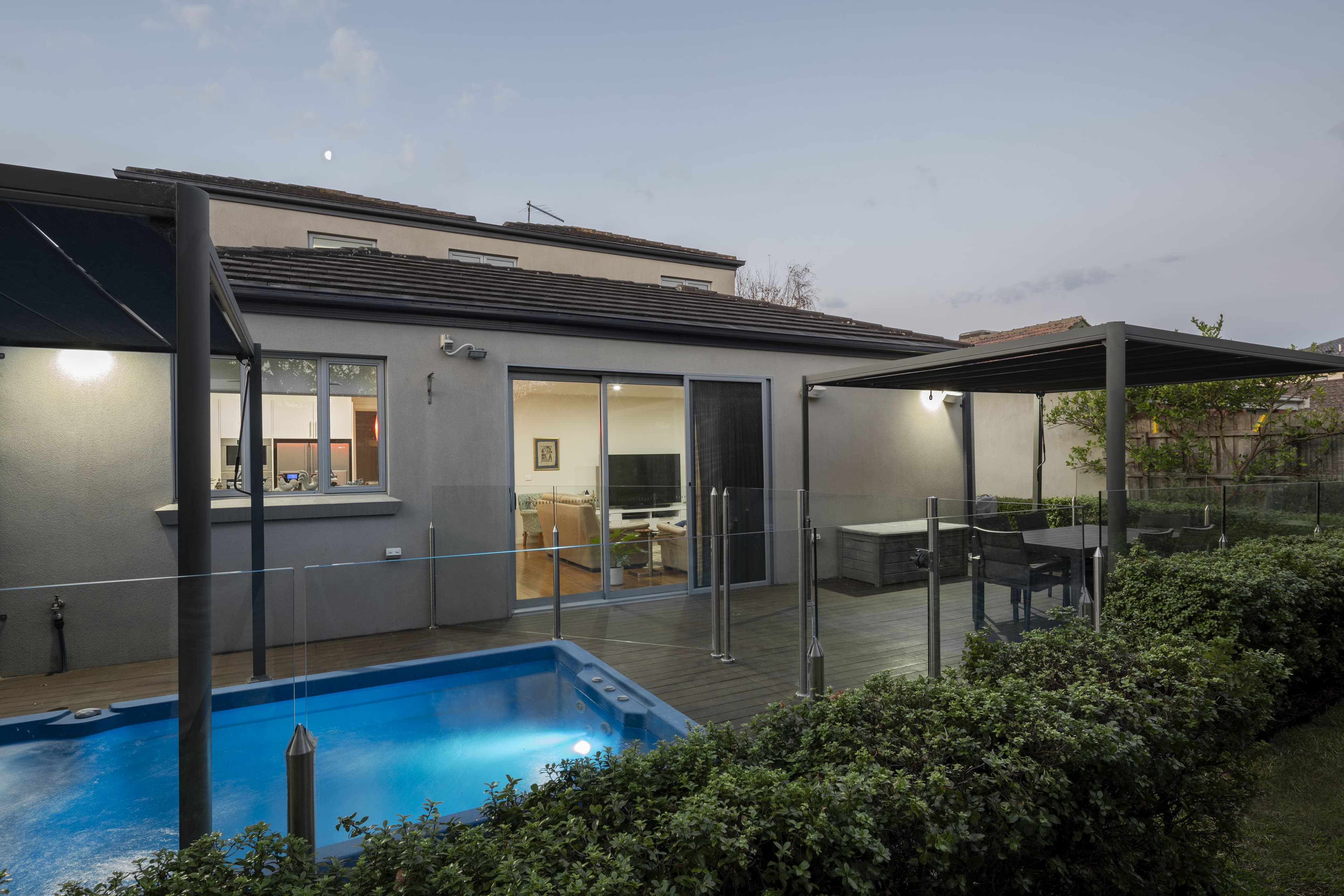 10 Gladwyn Avenue, Bentleigh East VIC 3165, Bentleigh East - Thumbnail 2