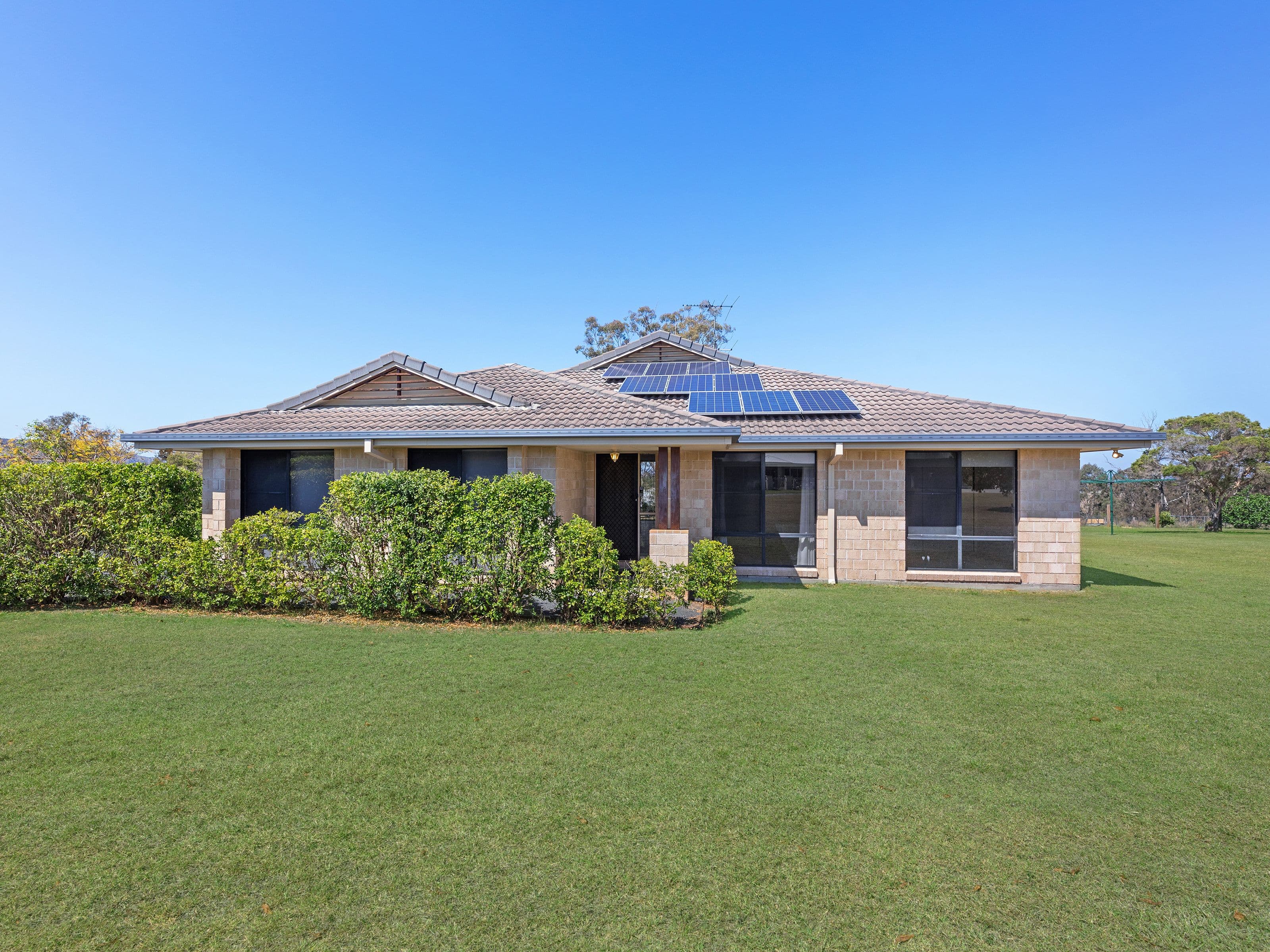 32 Pat Slattery Place, Lowood QLD 4311, Lowood - Image 1