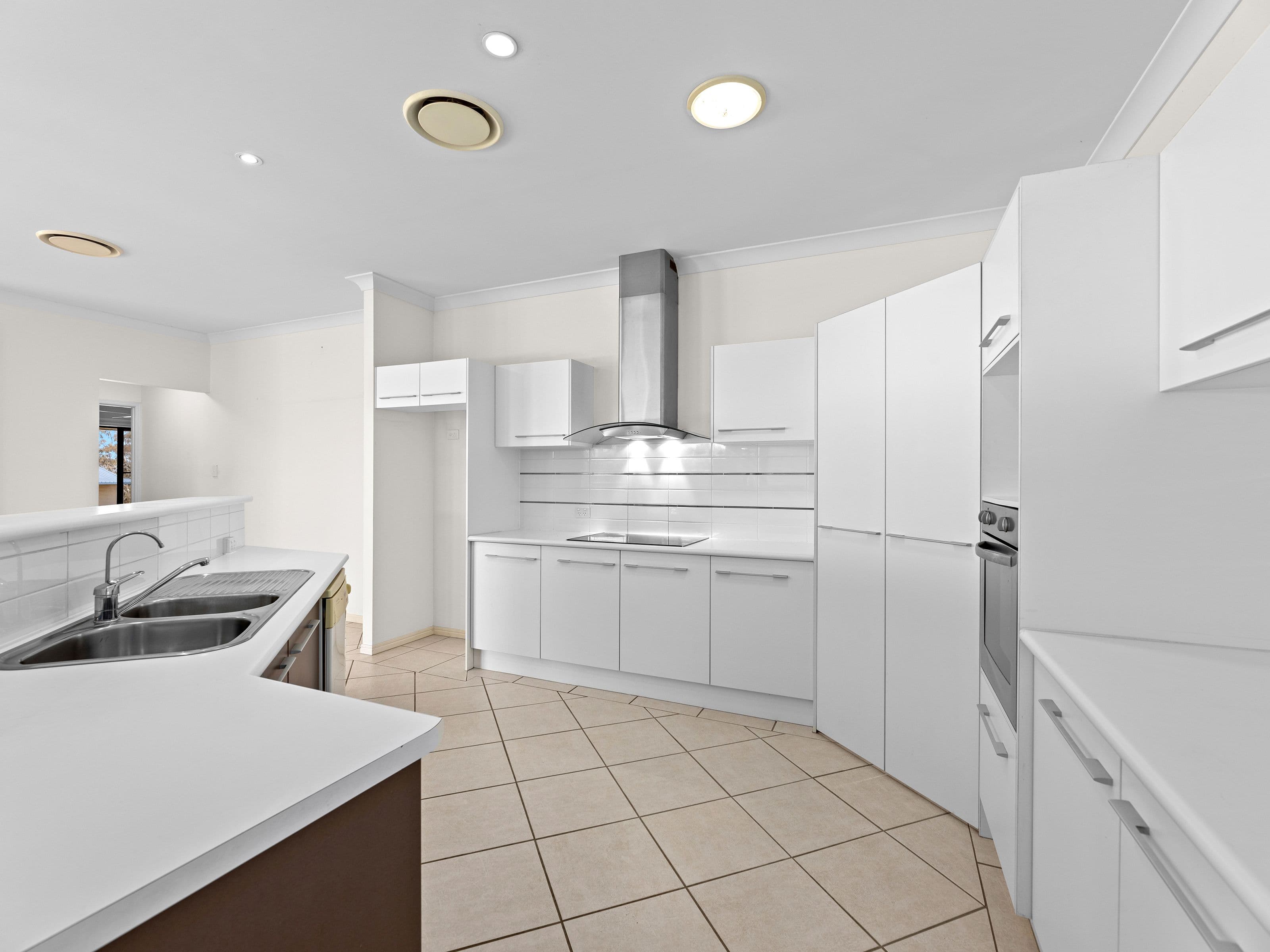 32 Pat Slattery Place, Lowood QLD 4311, Lowood - Thumbnail 8
