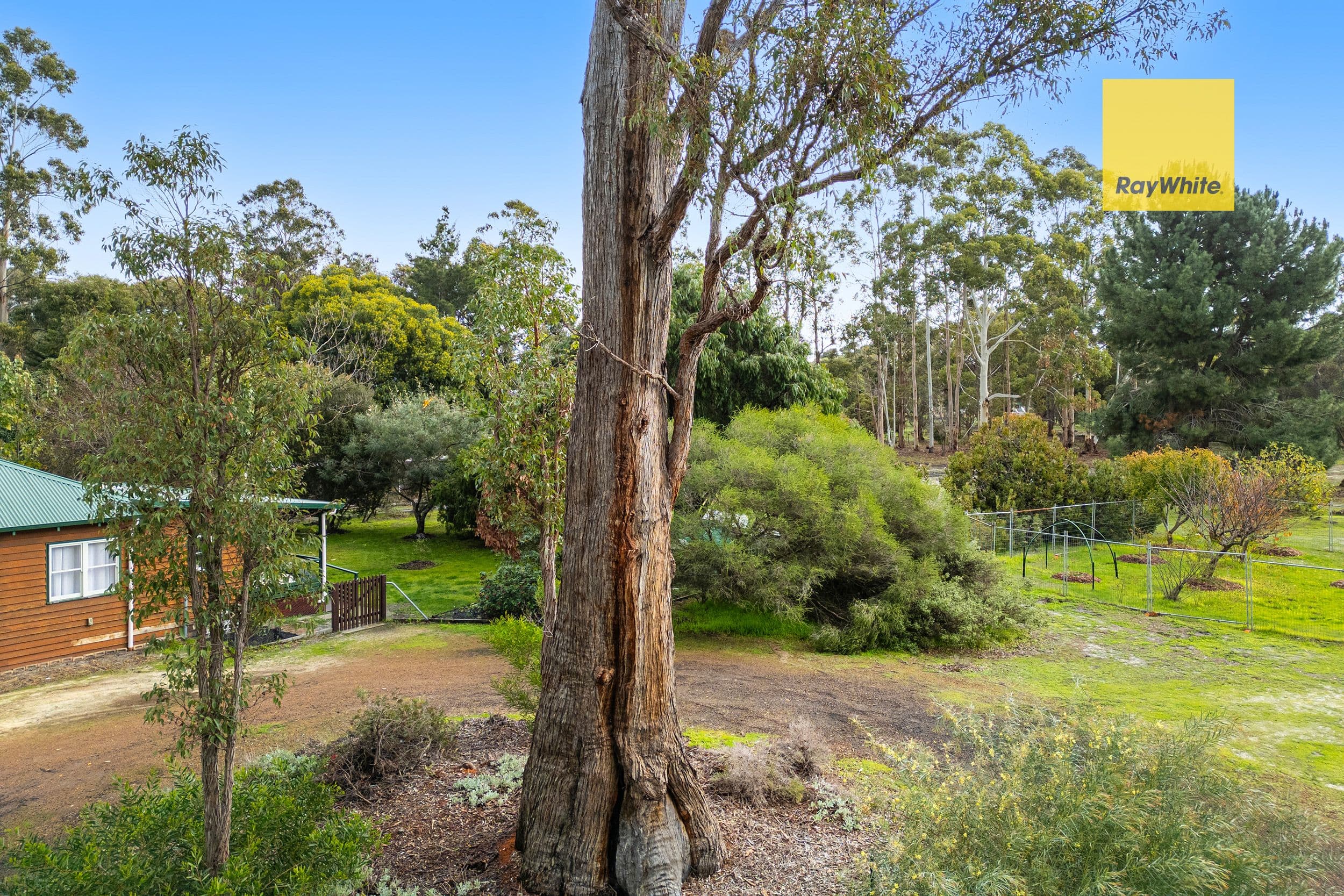 207 Blackwood River Drive, Nannup WA 6275, Nannup - Thumbnail 2
