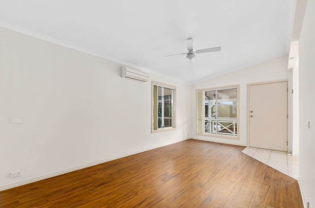 50 Melaleuca Crescent, Kanahooka - Thumbnail 2