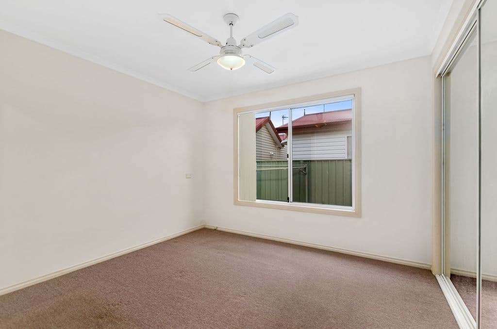 50 Melaleuca Crescent, Kanahooka - Thumbnail 5