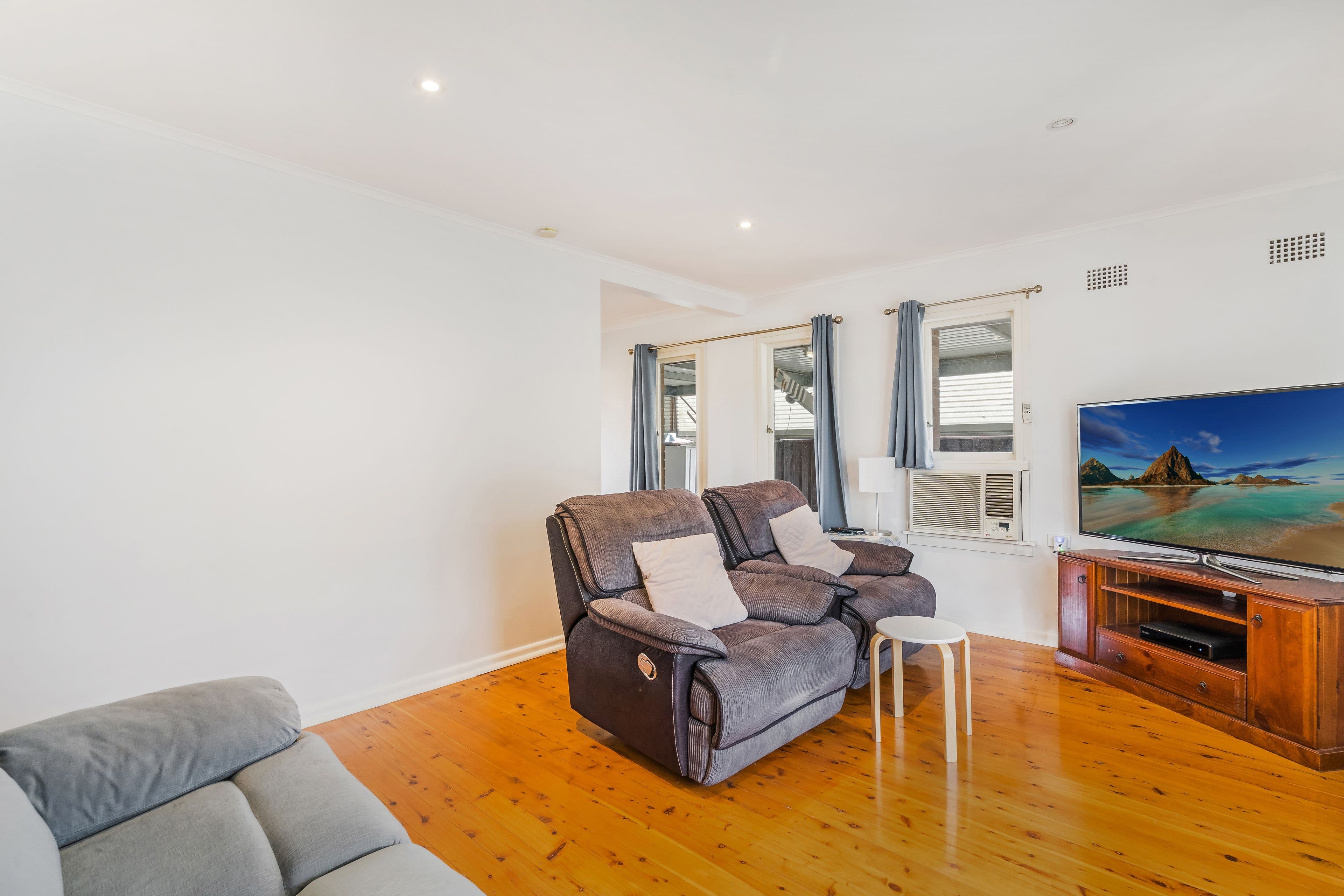10 Tumbarumba Crescent, Heckenberg NSW 2168, Heckenberg - Thumbnail 4