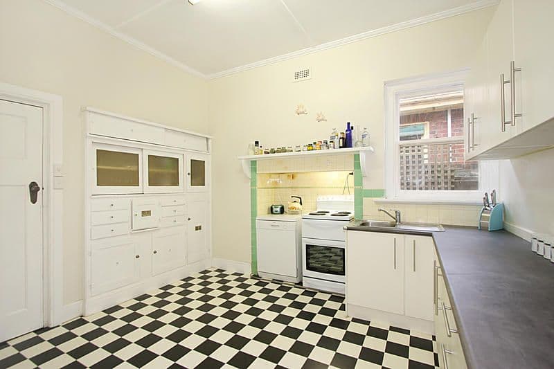 34 Kenilworth Parade, Ivanhoe, Ivanhoe - Thumbnail 4