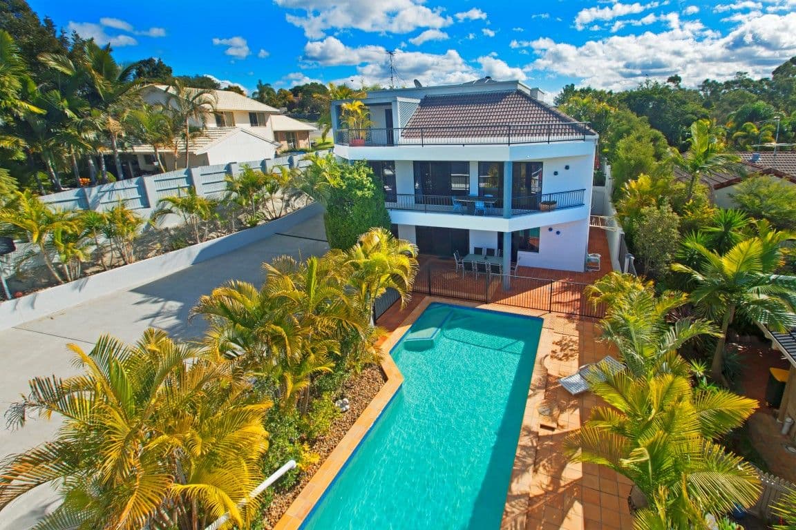 19 Wyncroft Street, Holland Park QLD 4121, Holland Park - Thumbnail 2