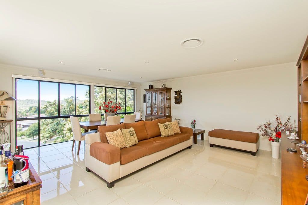 11 Kukulies Court, CURRUMBIN WATERS QLD 4223, Currumbin Waters - Thumbnail 6