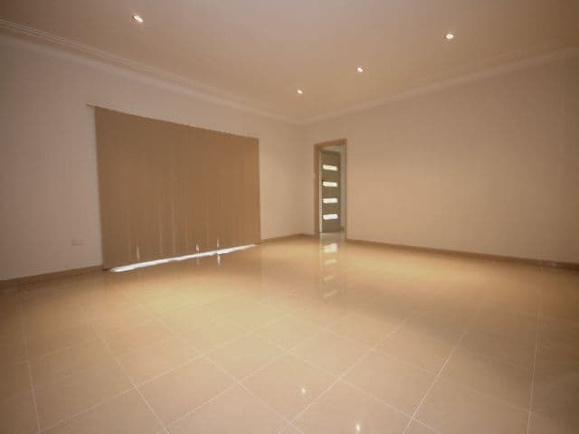 23 Rex Road, GEORGES HALL NSW 2198, Georges Hall - Thumbnail 2