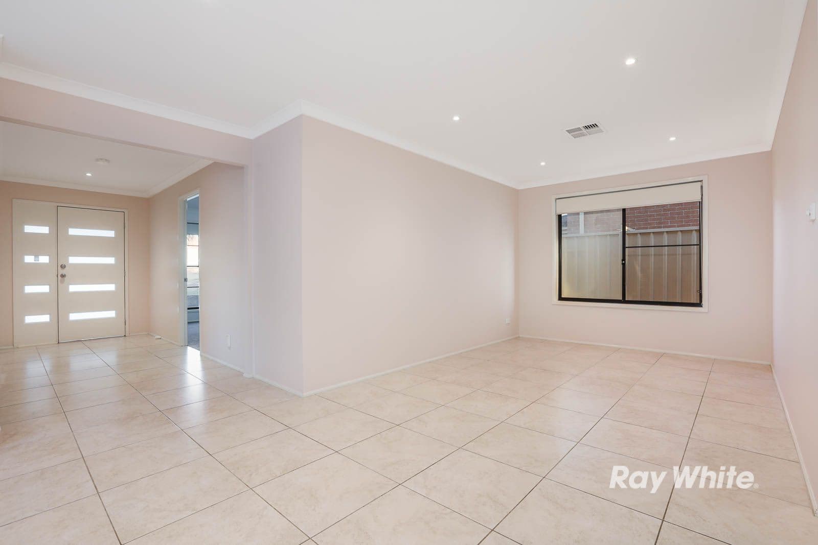 8 Bruton Avenue, Kellyville Ridge - Thumbnail 2