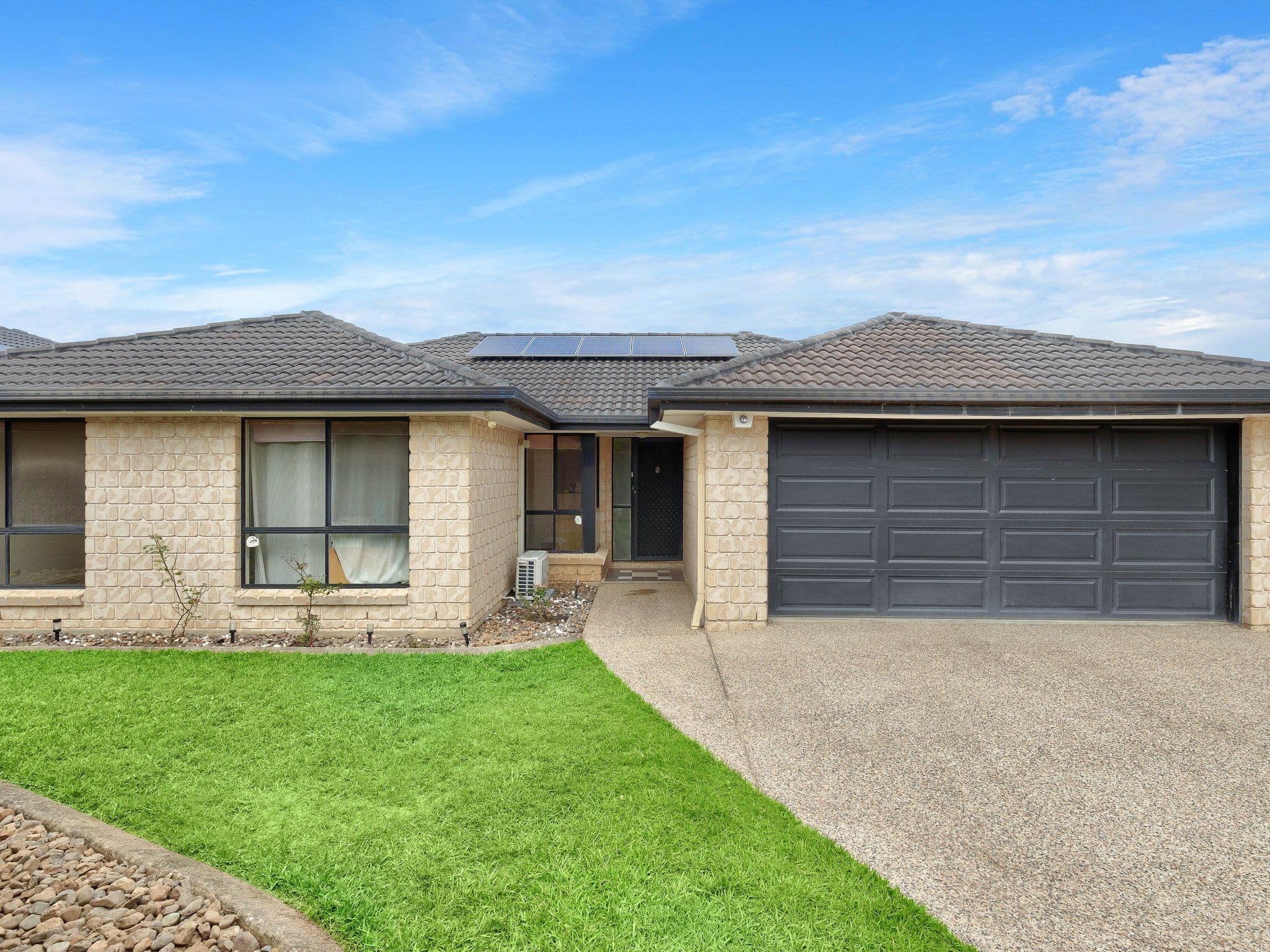 22 Vedders Drive, Heritage Park QLD 4118, Heritage Park - Image 1