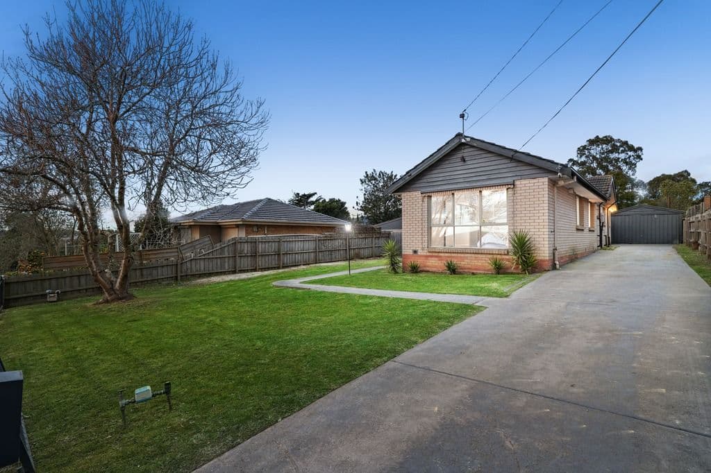 21 Nerissa Street, Ferntree Gully VIC 3156, Ferntree Gully - Thumbnail 2