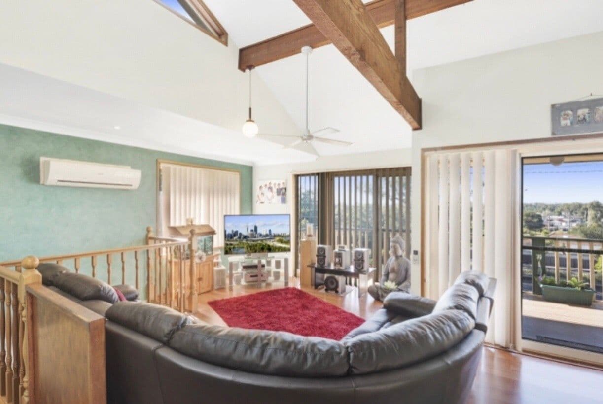 10 Wyong Road, Berkeley Vale - Image 1