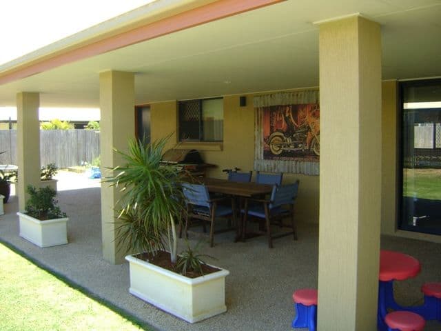 4 Bluewater Court, BUCASIA QLD 4750, Bucasia - Thumbnail 3