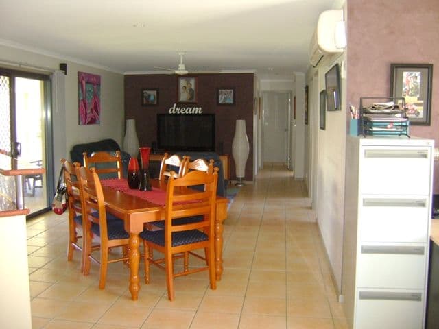 4 Bluewater Court, BUCASIA QLD 4750, Bucasia - Thumbnail 5