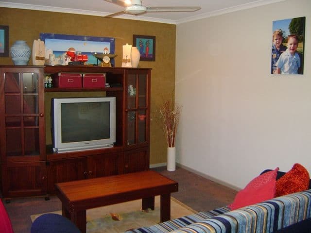 4 Bluewater Court, BUCASIA QLD 4750, Bucasia - Thumbnail 6