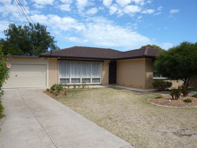 31 First Avenue, Rodd Point - Image 1