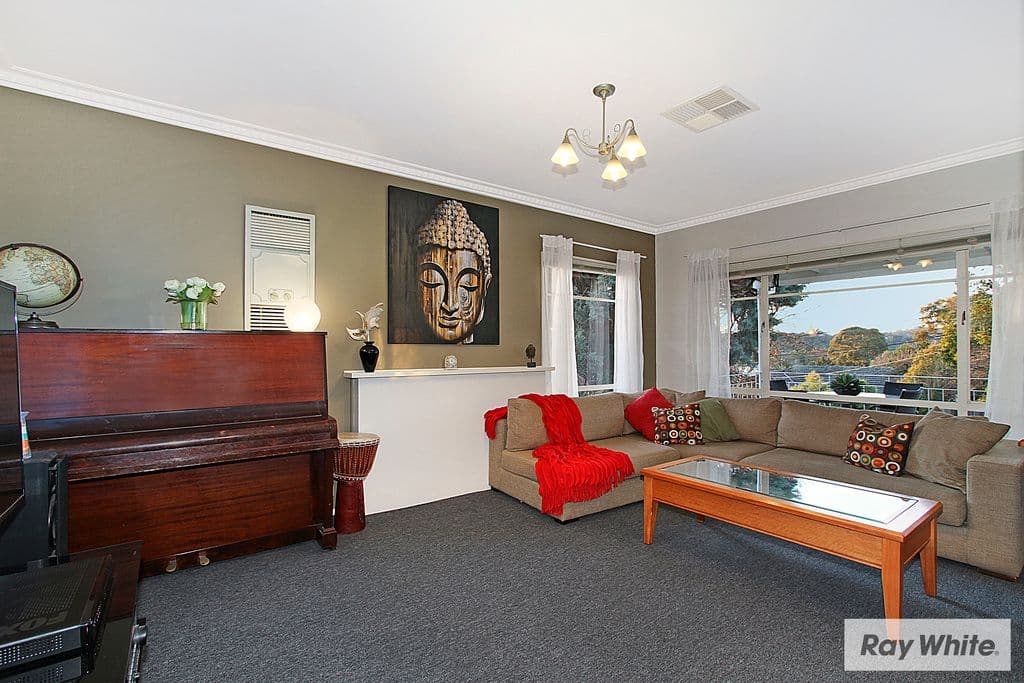 44 FARADAY Road, CROYDON SOUTH VIC 3136, Croydon South - Thumbnail 2