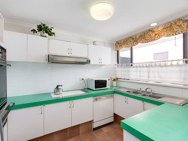 11 Shottery Street, Yeronga QLD 4104, Yeronga - Thumbnail 6