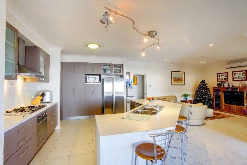 16 Helvellyn Street, BUSHLAND BEACH QLD 4818, Bushland Beach - Image 1