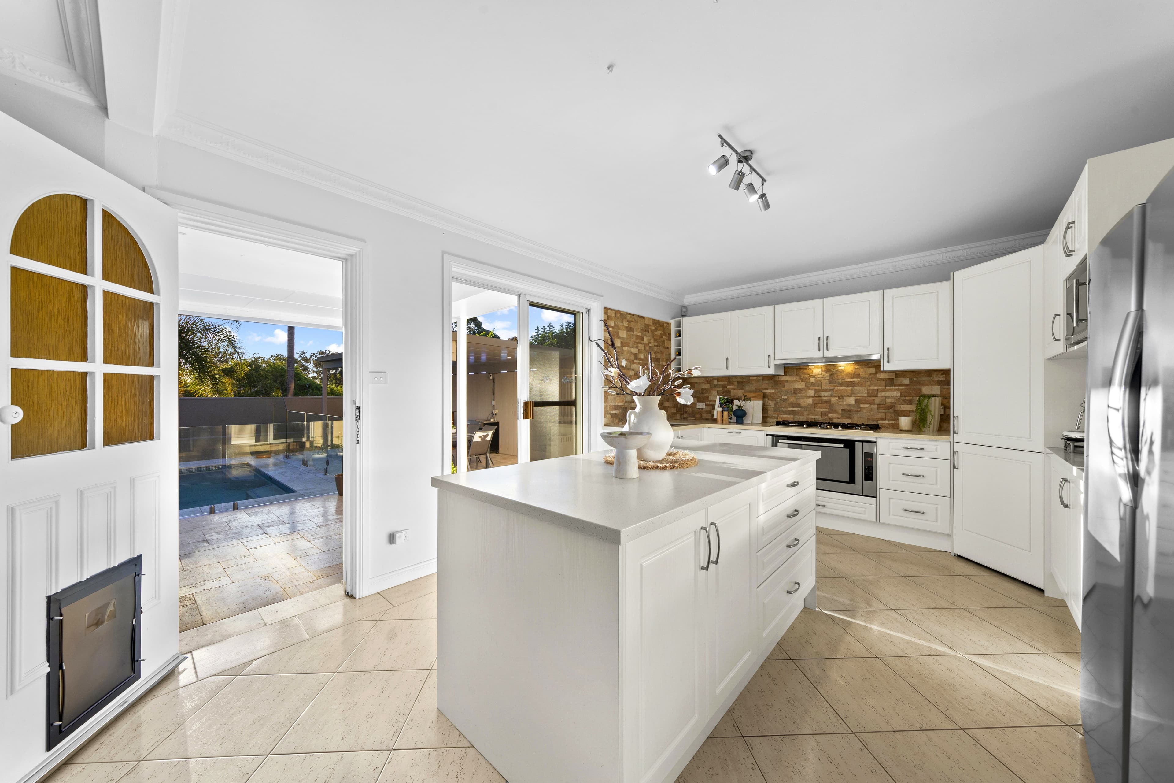 21 Willow Tree Crescent, Belrose NSW 2085, Belrose - Thumbnail 5