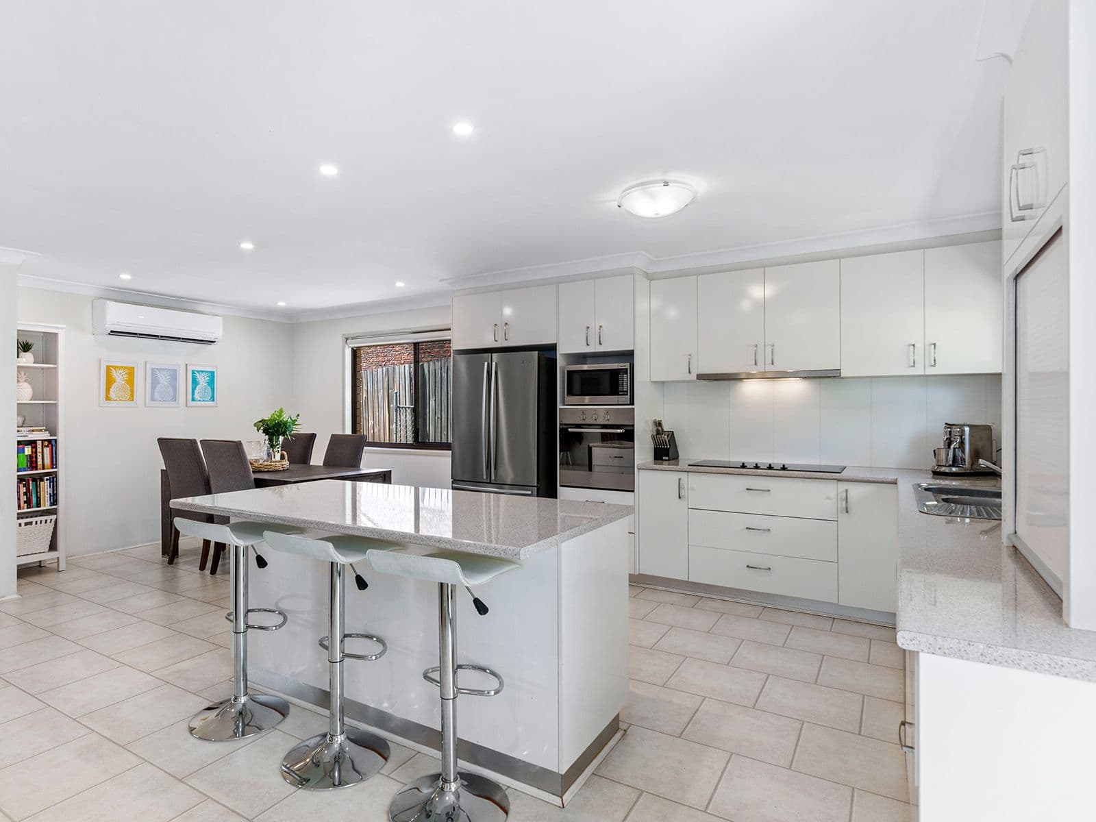 14 Longford Street, Everton Hills QLD 4053, Everton Hills - Thumbnail 7
