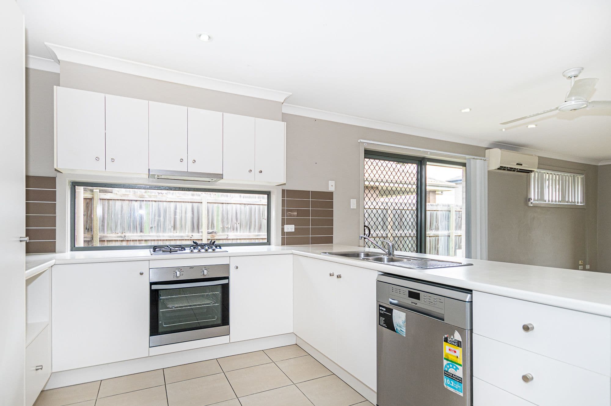 247 Cedar Road, Redbank Plains QLD 4301, Redbank Plains - Thumbnail 2