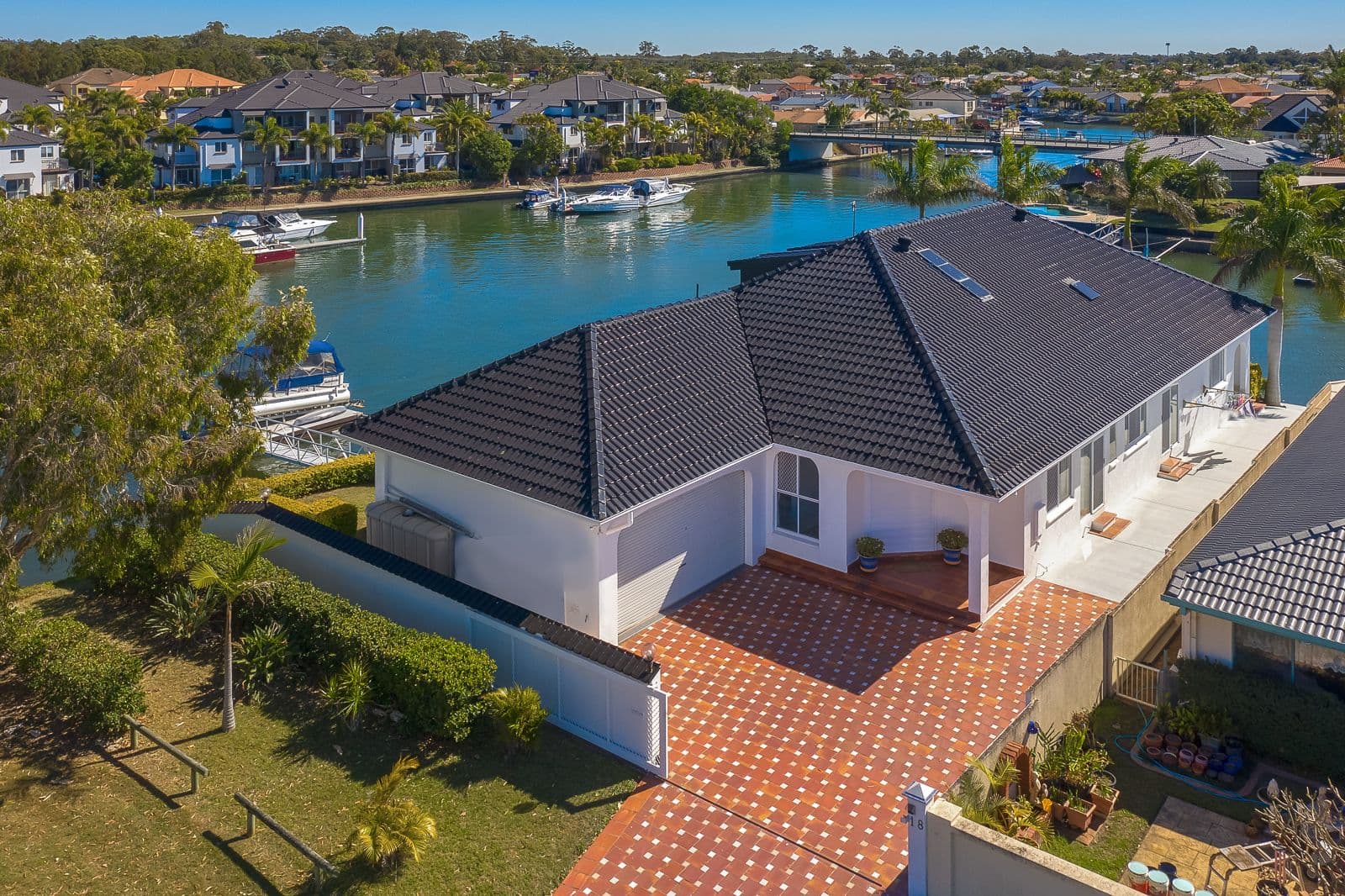 18 Grand Canal Way, Runaway Bay QLD 4216, Runaway Bay - Thumbnail 5