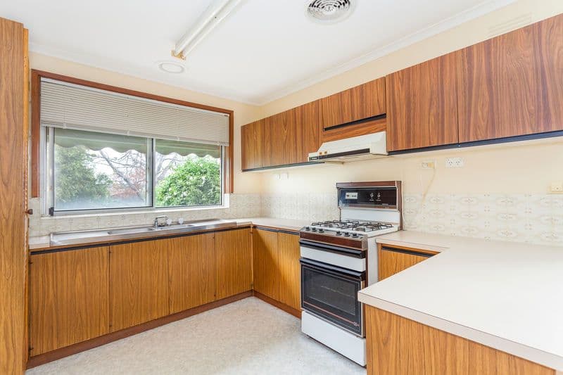 22 Ainslie Avenue, GROVEDALE VIC 3216, Grovedale - Thumbnail 2