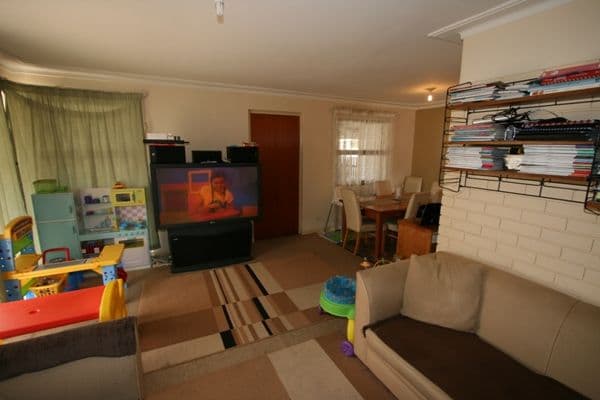 16 Pines Road, Cooroy, QLD, 4563, Cooroy - Thumbnail 4