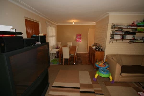 16 Pines Road, Cooroy, QLD, 4563, Cooroy - Thumbnail 5