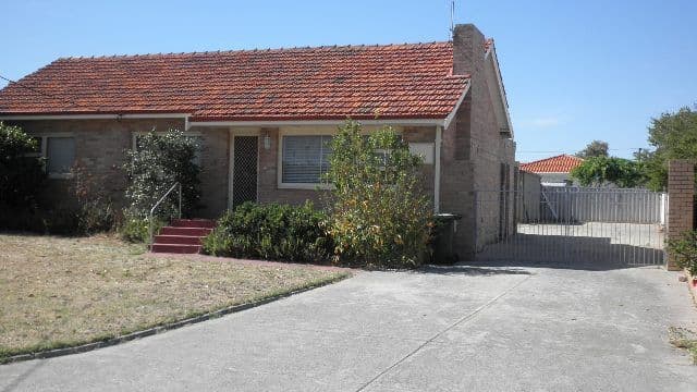10 Roebuck Street, INNALOO WA 6018, Innaloo - Thumbnail 2