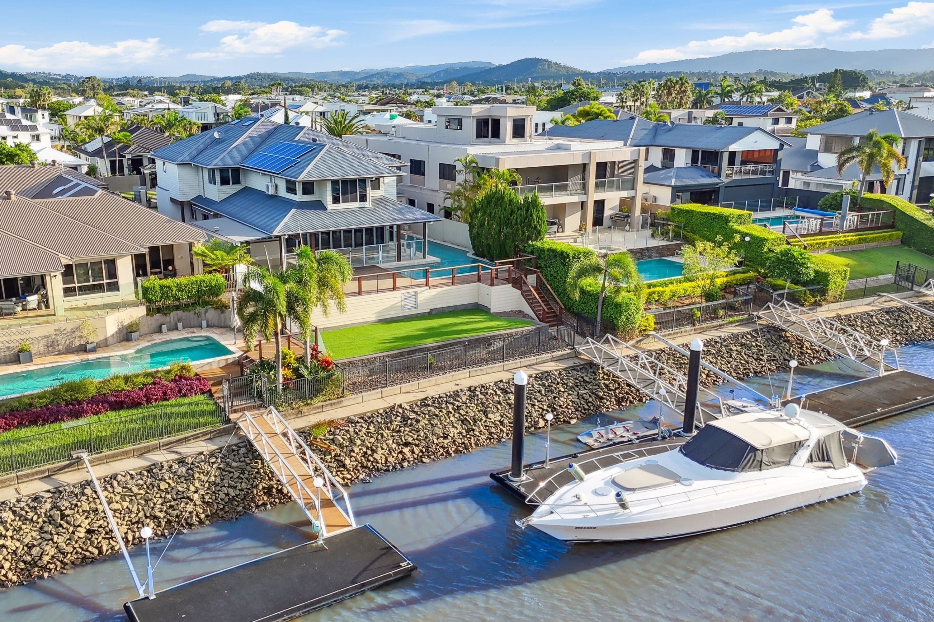 41 Ferrymans Court, Helensvale QLD 4212, Helensvale - Image 1
