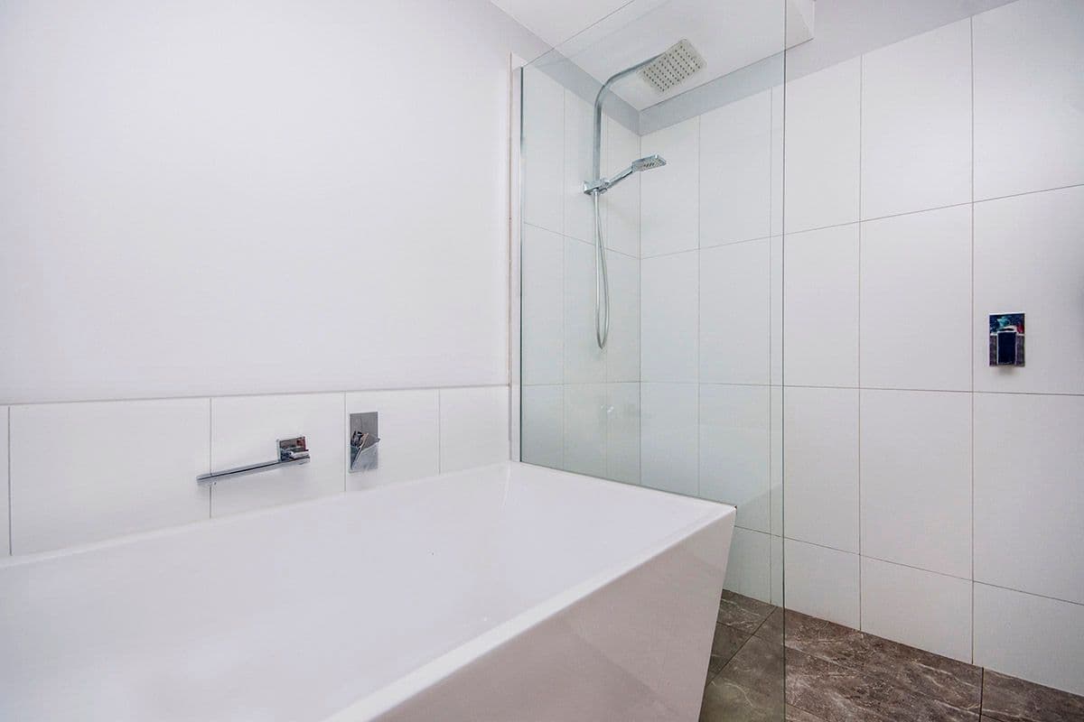 6 Granter Street, Warrnambool VIC 3280, Warrnambool - Thumbnail 4