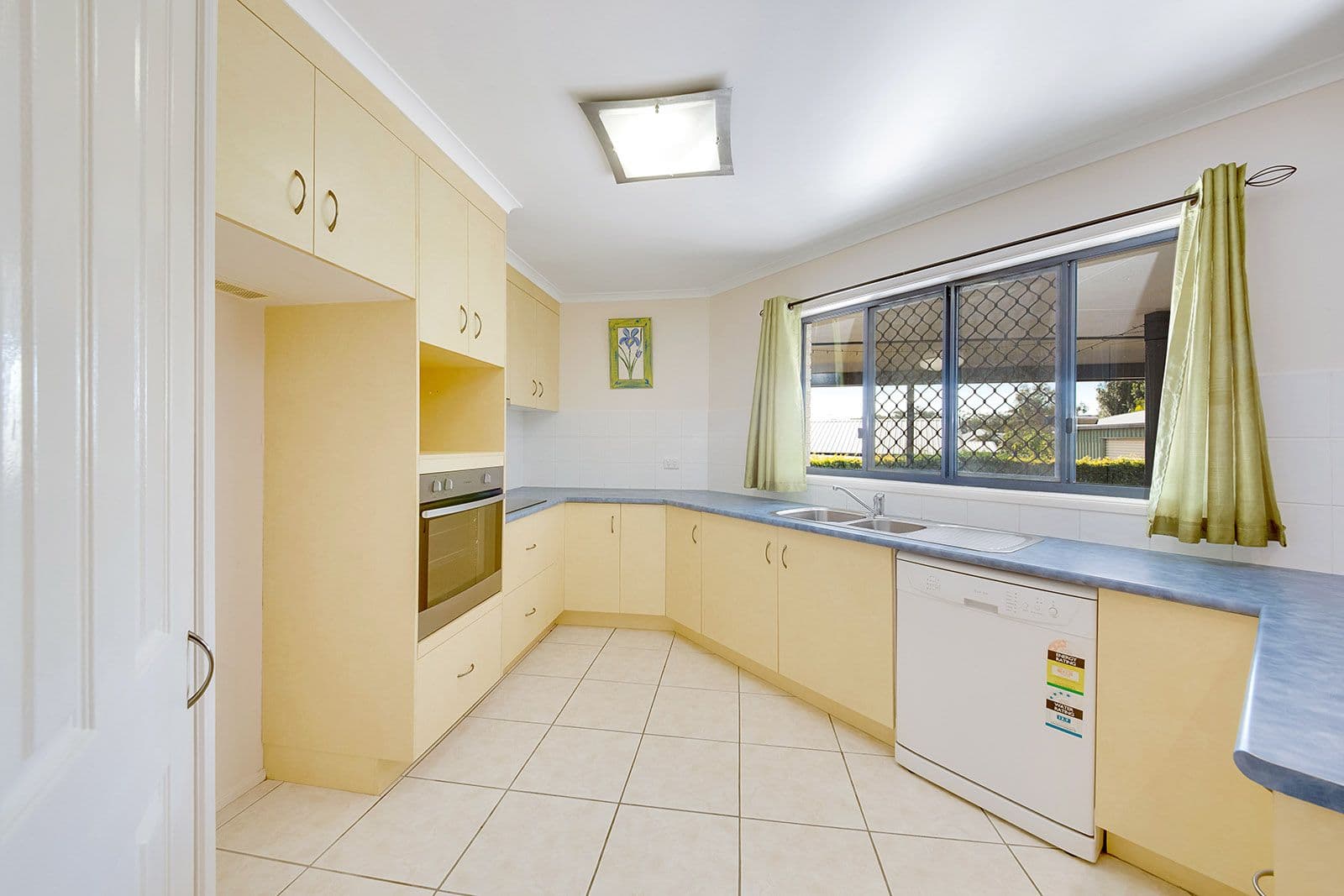 48 Witney Street, Telina QLD 4680, Telina - Thumbnail 2