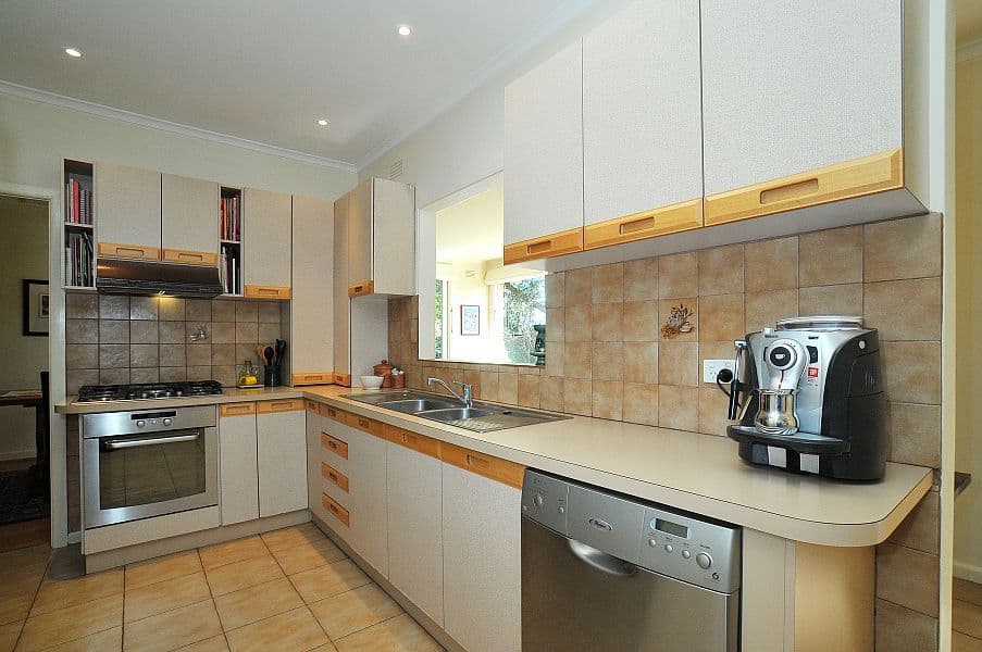 17 Nash Road, BOX HILL SOUTH VIC 3128, Box Hill South - Thumbnail 5