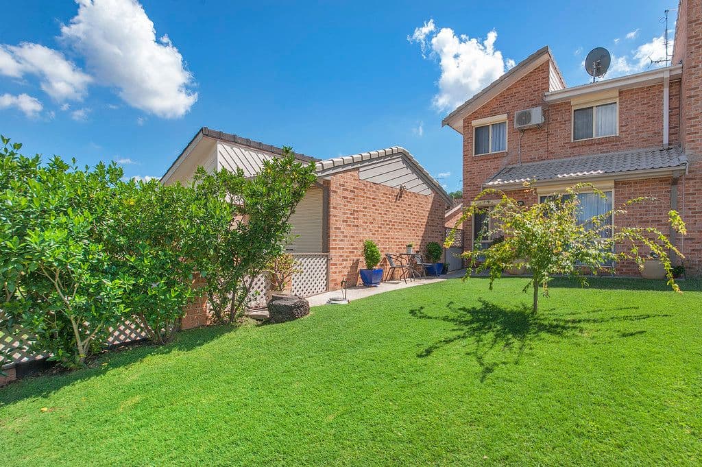 76 Flinders Crescent, HINCHINBROOK NSW 2168, Hinchinbrook - Image 1