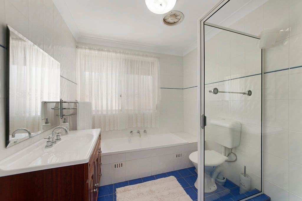 76 Flinders Crescent, HINCHINBROOK NSW 2168, Hinchinbrook - Thumbnail 5