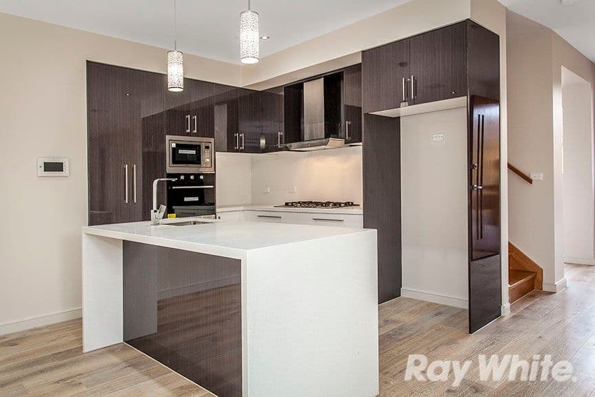 17 St Clems Road, Doncaster East VIC 3109, Doncaster East - Thumbnail 3