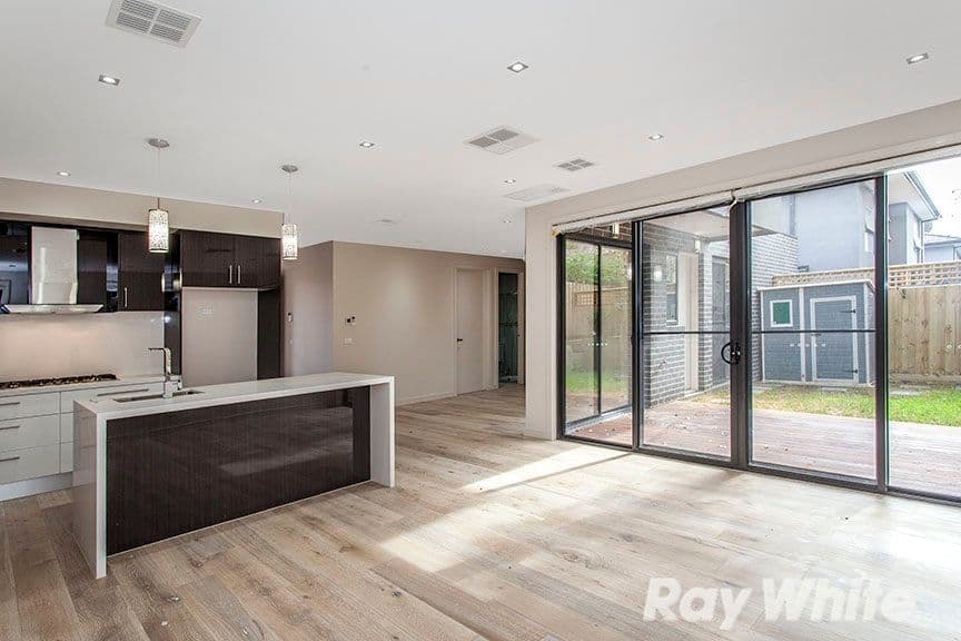 17 St Clems Road, Doncaster East VIC 3109, Doncaster East - Thumbnail 4