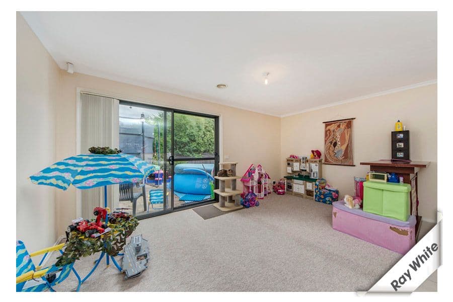 185 Halloran Drive, JERRABOMBERRA NSW 2619, Jerrabomberra - Thumbnail 7