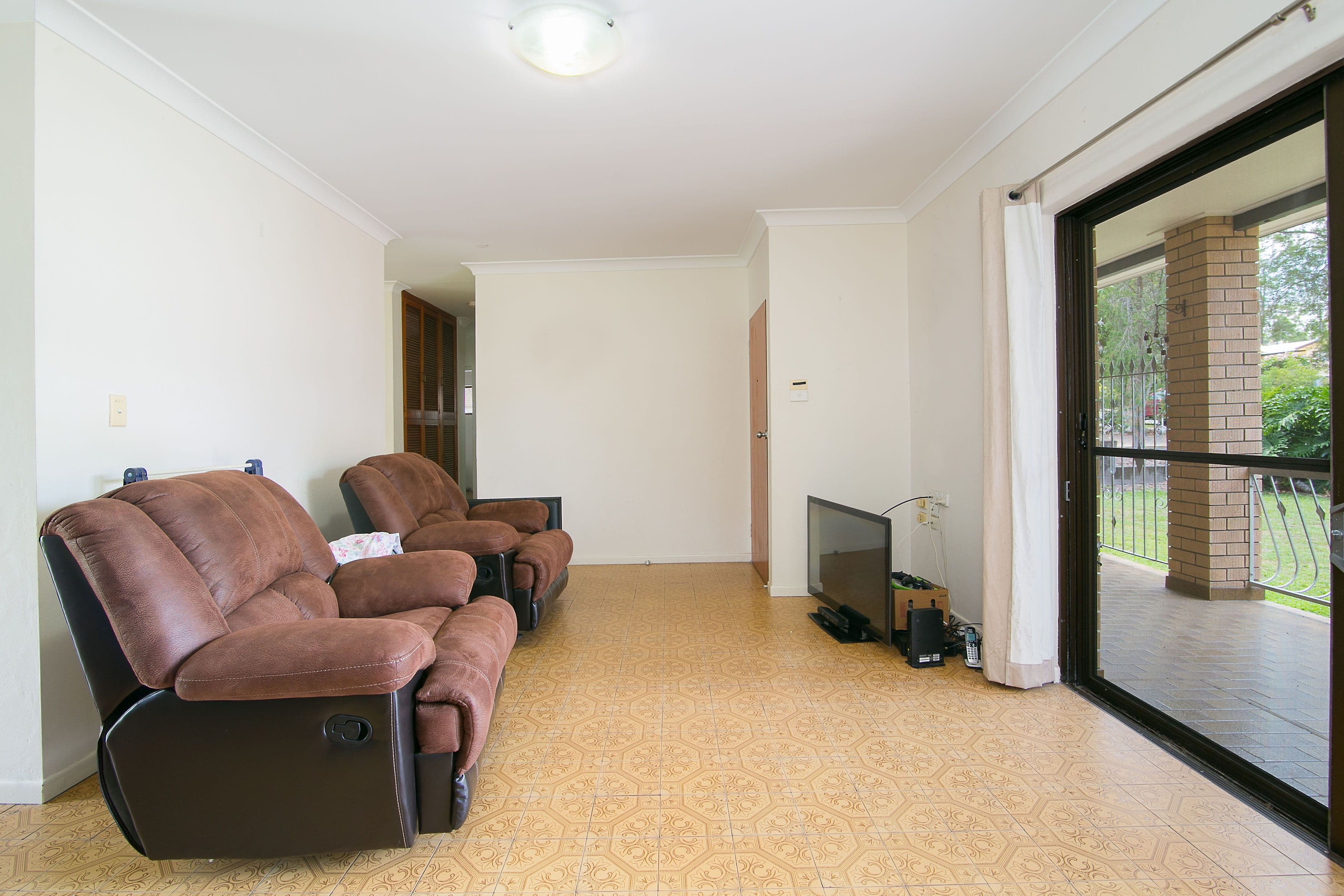 19 Langley Road, Camira QLD 4300, Camira - Thumbnail 8