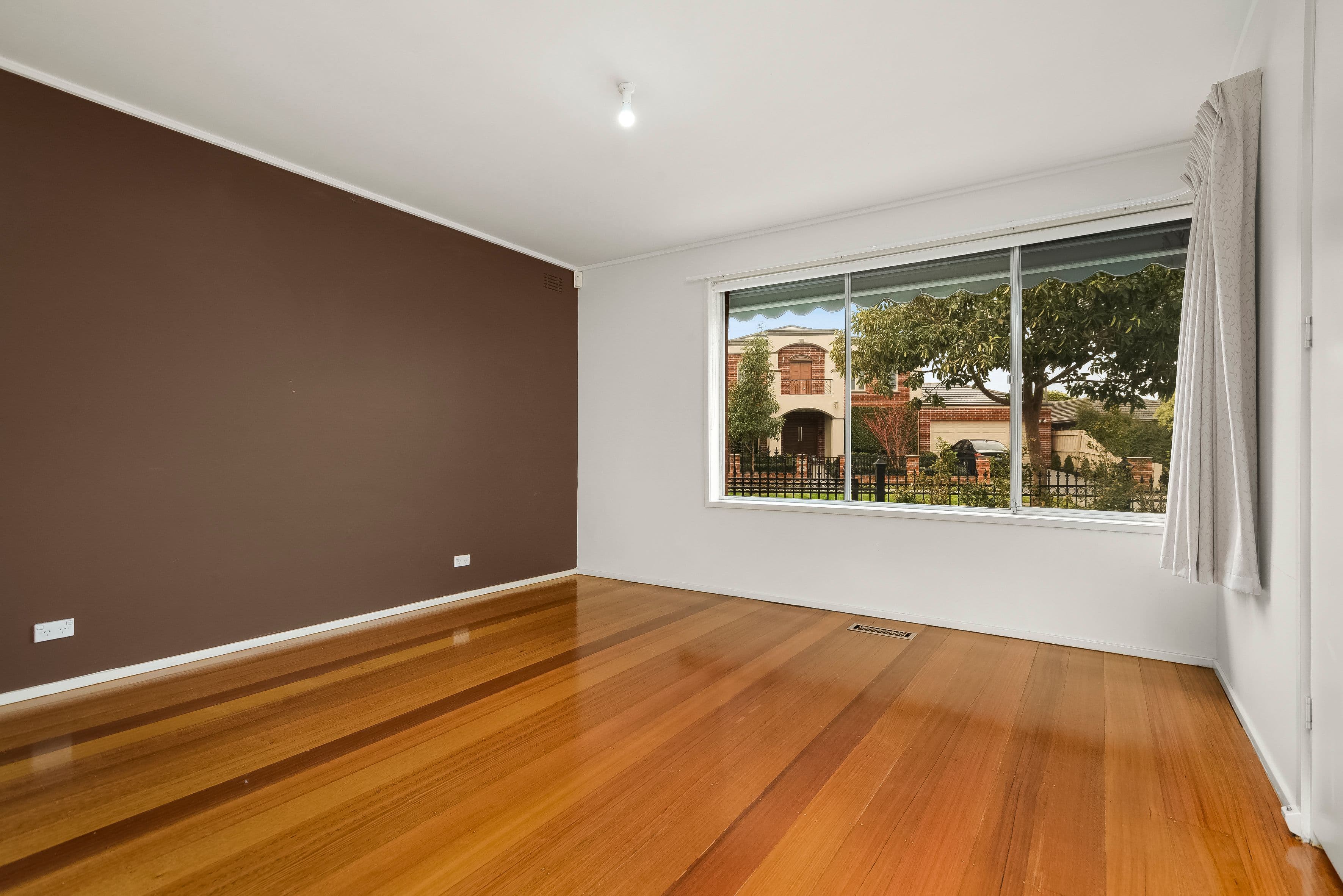 98 Windella Crescent, Glen Waverley VIC 3150, Glen Waverley - Thumbnail 5